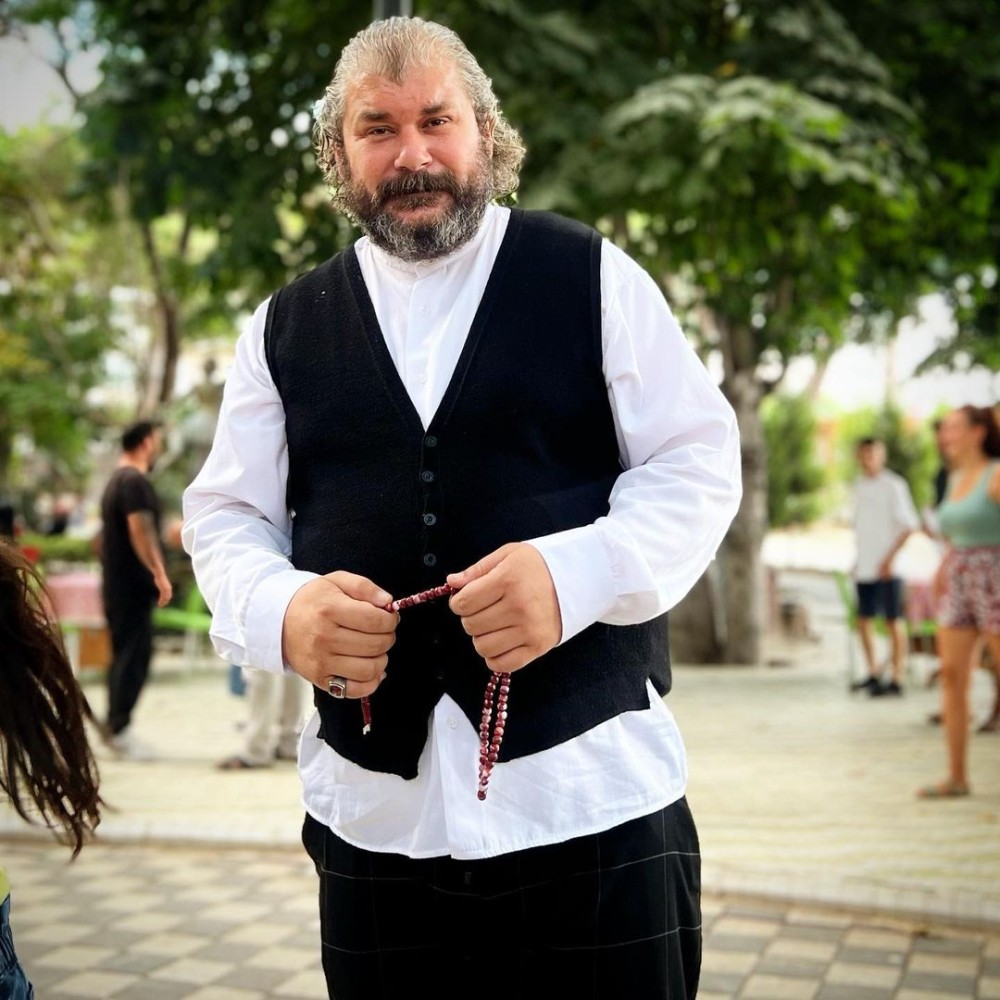 adim farah haydar ramazan akcan kimdir nerelidir kac yasindadir